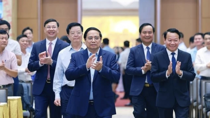 PM chairs national conference on new rural development, sustainable poverty reduction